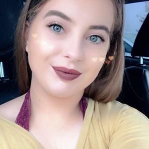 Meet your Posher, Brianna